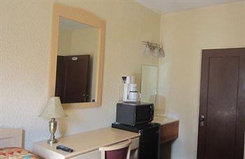 Traveler'S Hotel Салинас Экстерьер фото